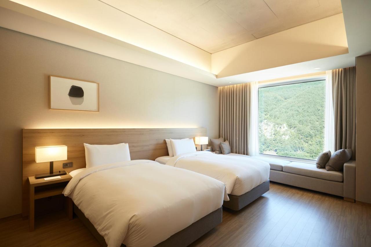 Park Roche Resort & Wellness Jeongseon Extérieur photo