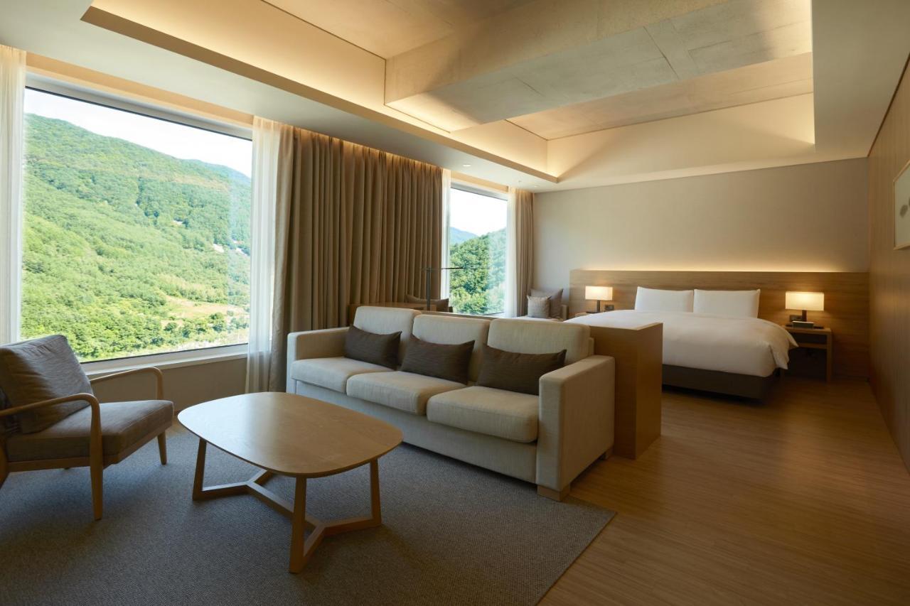 Park Roche Resort & Wellness Jeongseon Extérieur photo